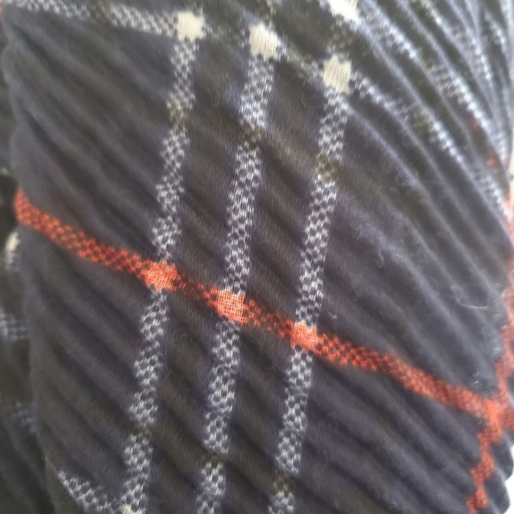 NWOT Fall Navy Blue Scarf - Picture 7 of 7